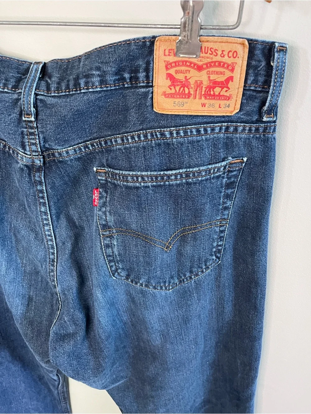 Levis 569 Loose Straight Leg Jeans Mens 36x33 Blue Denim Medium‎ Wash